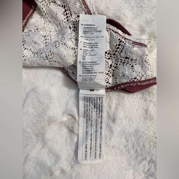 HOLLISTER GRAPHIE TEE, WOMEN, MEDIUM - Picture 5 of 6